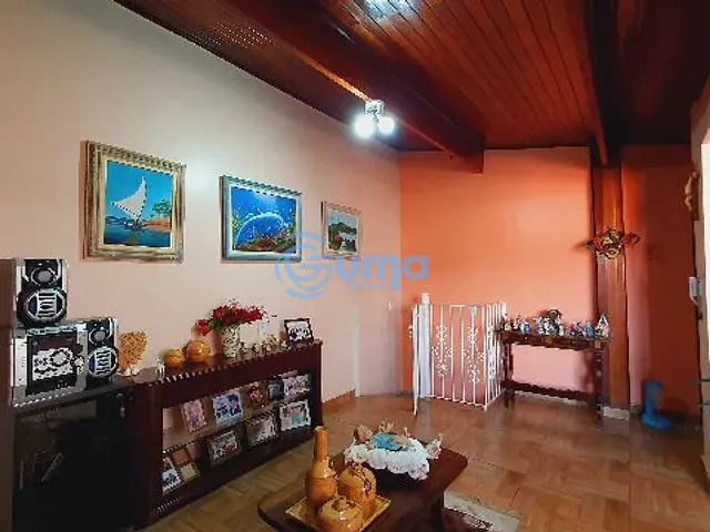 Casa com 202m² 5 quartos e 3 banheiros, à venda, no bairro Vila Bianchi em Bragança Paulista