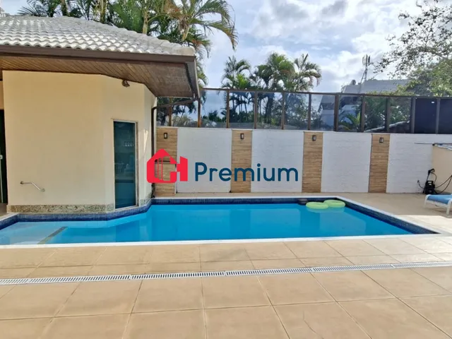 Casa 4 quartos e 6 banheiros, à venda, no bairro Barra da Tijuca em Rio de Janeiro