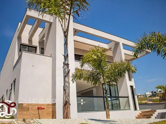 Casa com 524m² 4 quartos e 2 banheiros, à venda, no bairro Condomínio Residencial Alphaville em São José dos Campos