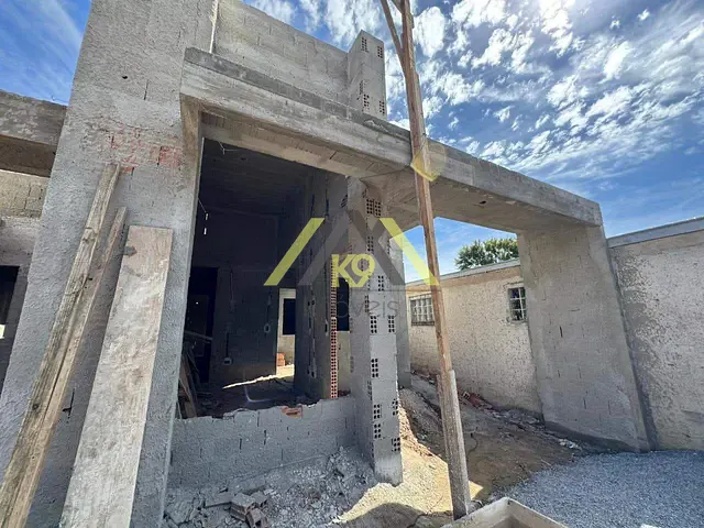 Casa 3 quartos e 2 banheiros, à venda, no bairro Osasco em Colombo