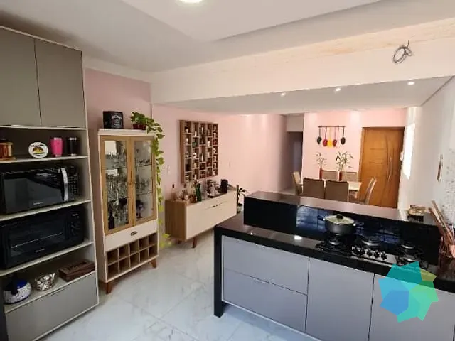 Casa com 180m² 2 quartos e 3 banheiros, à venda, no bairro Jardim Elizabeth em Salto