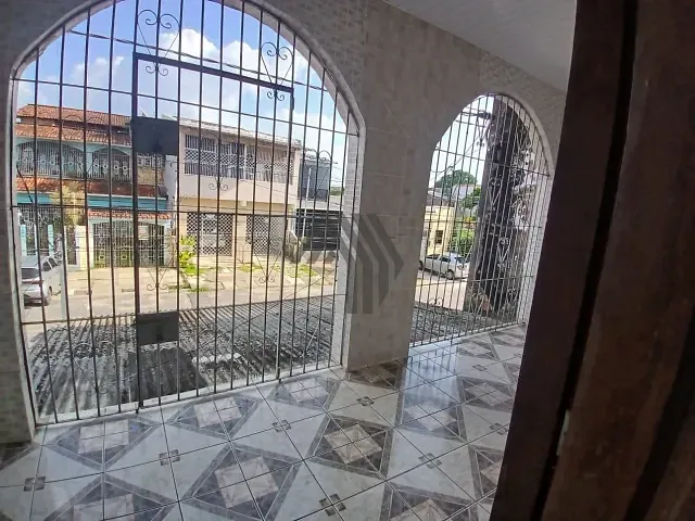 Casa 4 quartos e 2 banheiros, para alugar, no bairro Marambaia em Belém