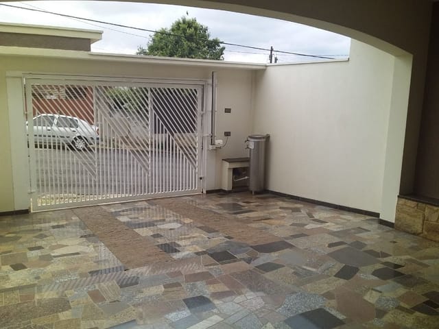 Foto do Casa - Casa com 3 dormitórios, 280 m² - aluguel por R$ 3.200,00/mês - Vila Linópolis I - Santa Bárbara D'Oeste/SP | Oeste Imóveis