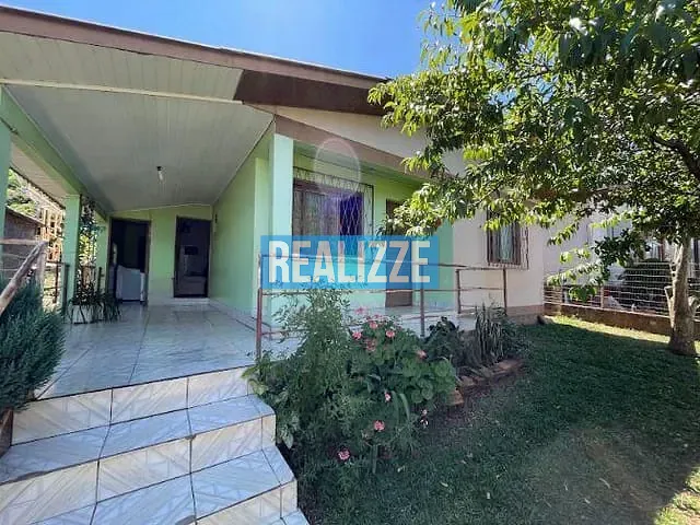 Casa com 300m² 3 quartos e 1 banheiro, à venda, no bairro Santa Rita em Marau