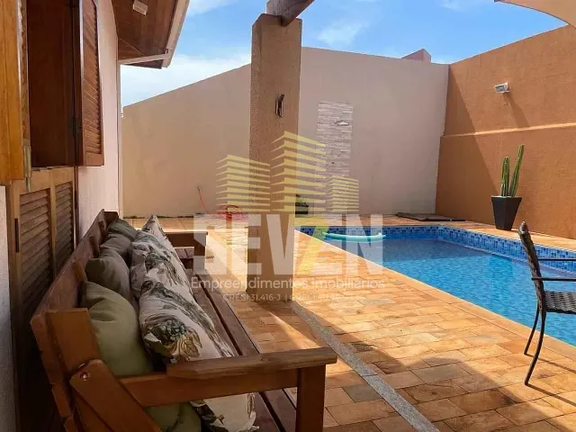 Casa com 480m² 3 quartos e 2 banheiros, à venda, no bairro Residencial Vale Florido em Piratininga