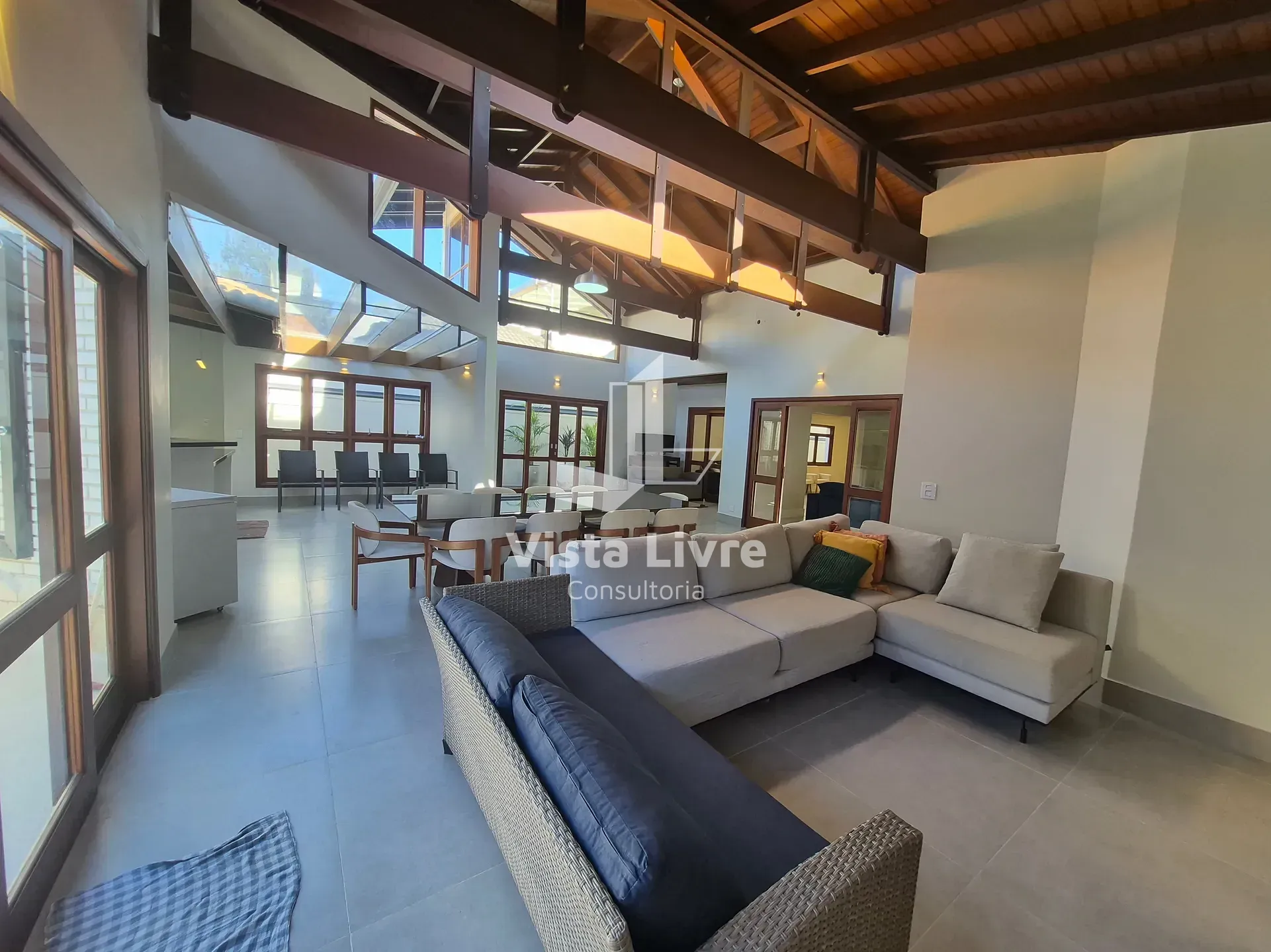 Casa, 4 quartos, 360 m² - Foto 1