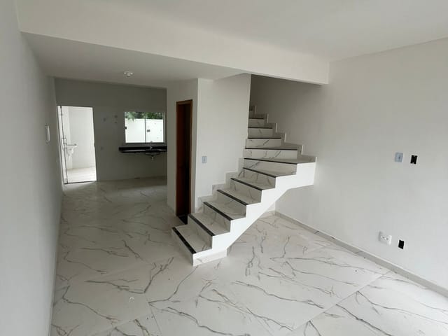 Casa 2 quartos e 2 banheiros, à venda, no bairro Campo Grande em Rio de Janeiro