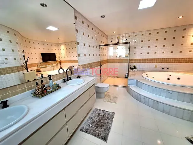 Casa 4 quartos e 2 banheiros, à venda, no bairro Parque Verde em Itabuna