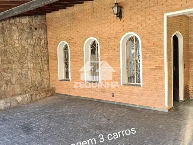 Casa com 250m² 3 quartos e 3 banheiros, à venda, no bairro Alianca em Osasco