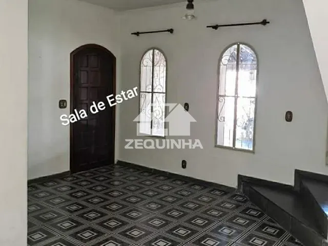 Casa com 250m² 3 quartos e 3 banheiros, à venda, no bairro Alianca em Osasco