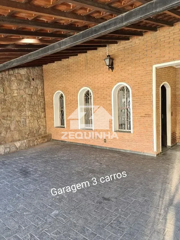 Casa, 3 quartos, 236 m² - Foto 2