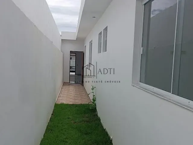Casa 3 quartos e 1 banheiro, à venda, no bairro Jardim Universo em Mogi das Cruzes