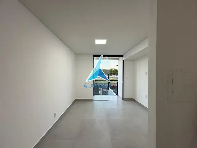 Casa com 273m² 3 quartos e 4 banheiros, para alugar, no bairro Grã-Duquesa em Governador Valadares
