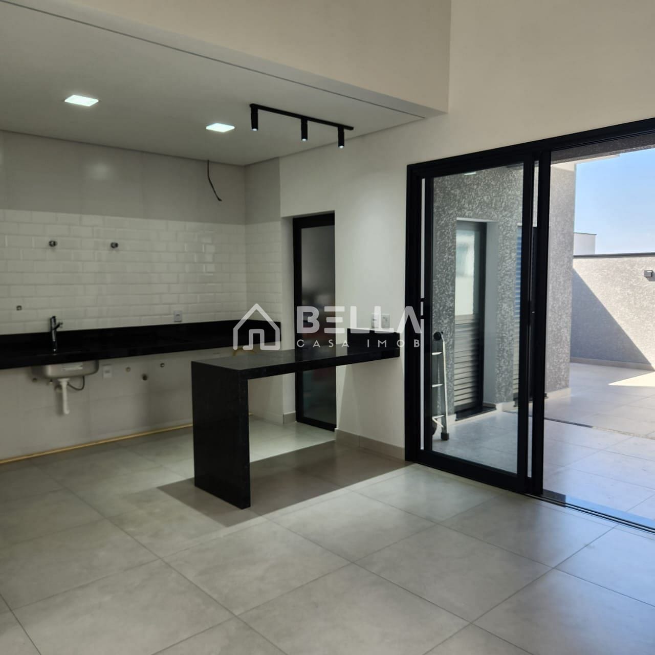 Casa à venda com 3 quartos, 114m² - Foto 35
