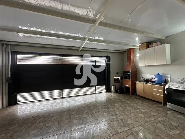 Casa com 175m² 2 quartos e 2 banheiros, à venda, no bairro Pompéia em Piracicaba