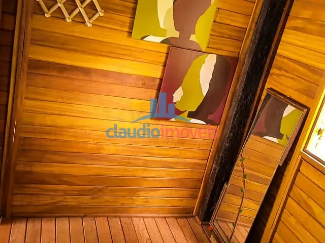 Casa com 600m² 3 quartos e 2 banheiros, à venda, no bairro Village Itatiaia em Itatiaia