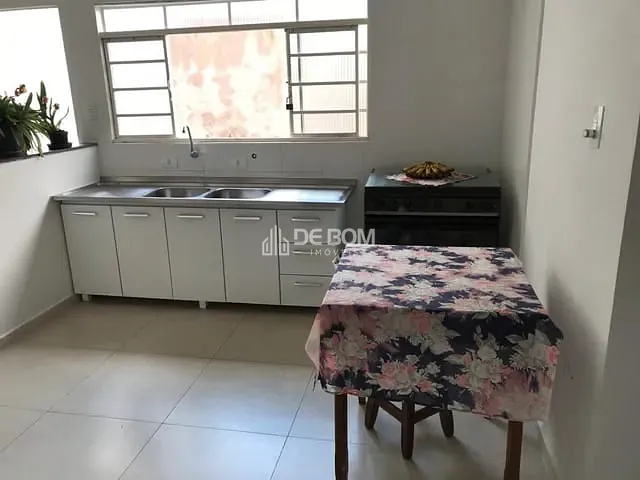Casa com 348m² 3 quartos e 2 banheiros, à venda, no bairro Jardim dos Estados em Poços de Caldas