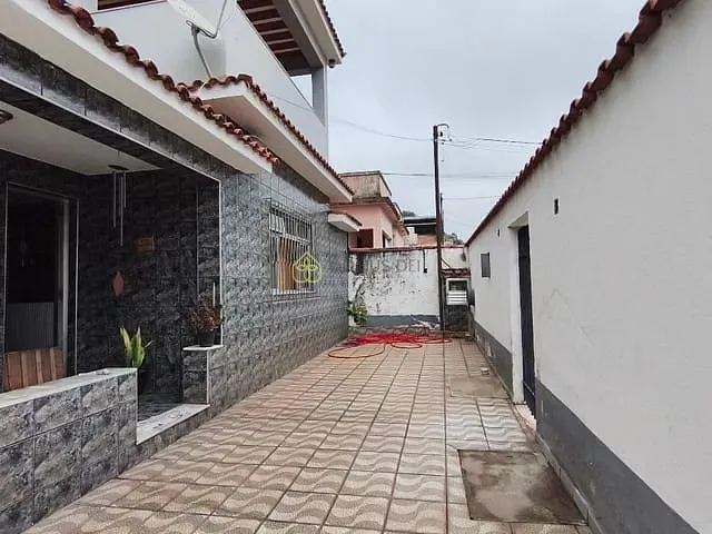 Casa com 360m² 2 quartos e 4 banheiros, à venda, no bairro Cotiara em Barra Mansa