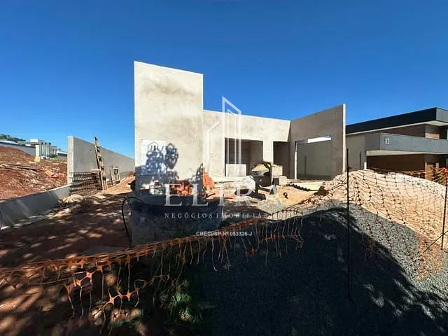 Casa com 490m² 3 quartos e 5 banheiros, à venda, no bairro Parque Fortaleza em Nova Odessa
