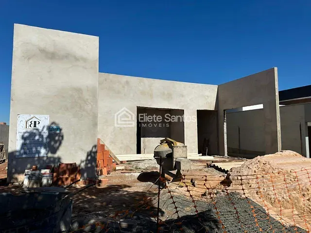 Casa com 490m² 3 quartos e 5 banheiros, à venda, no bairro Parque Fortaleza em Nova Odessa