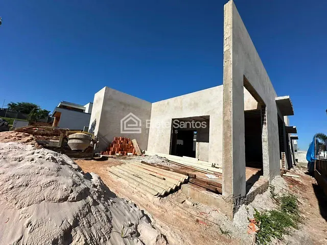Casa com 490m² 3 quartos e 5 banheiros, à venda, no bairro Parque Fortaleza em Nova Odessa