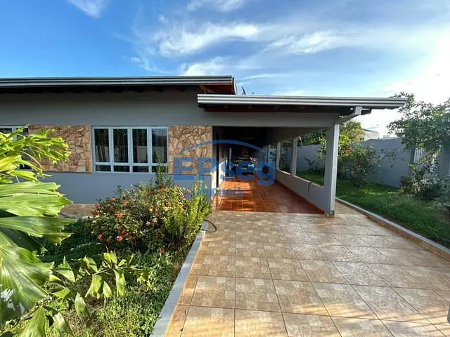 Casa com 316m² 3 quartos e 3 banheiros, à venda, no bairro Sabará I em Londrina