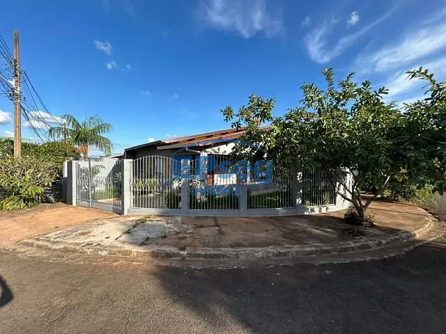Casa com 316m² 3 quartos e 3 banheiros, à venda, no bairro Sabará I em Londrina