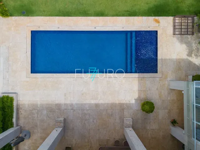 Casa 8 quartos e 4 banheiros, à venda, no bairro Setor de Habitações Individuais Sul em Brasília