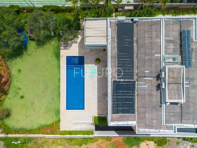 Casa 8 quartos e 4 banheiros, à venda, no bairro Setor de Habitações Individuais Sul em Brasília