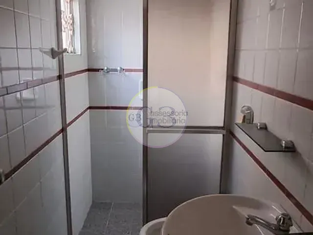 Casa 4 quartos e 3 banheiros, para alugar, no bairro Três Vendas em Pelotas