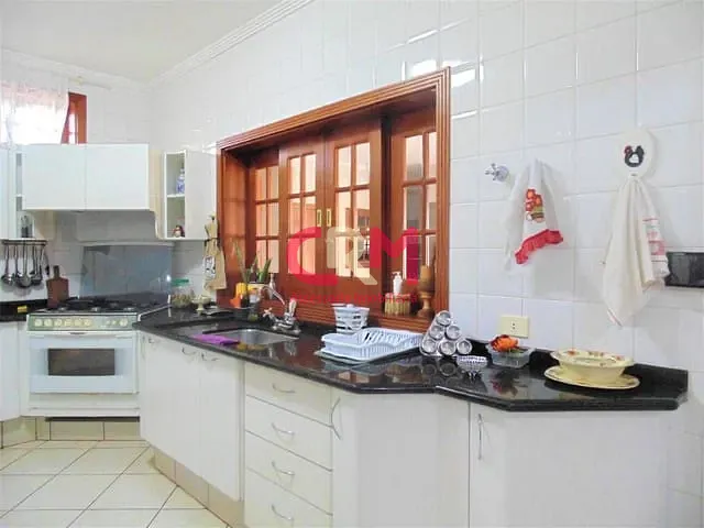 Casa com 1465m² 4 quartos e 4 banheiros, à venda, no bairro Parque Residencial Laranjeiras III em Taquaritinga