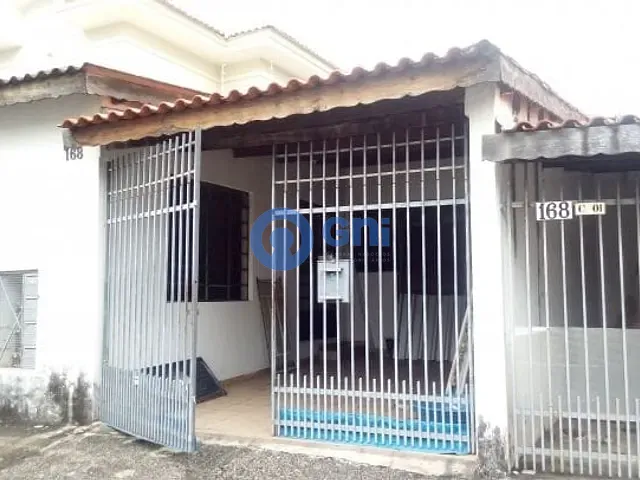 Casa com 300m² 10 quartos e 5 banheiros, à venda, no bairro JD. ZULMIRA em Sorocaba