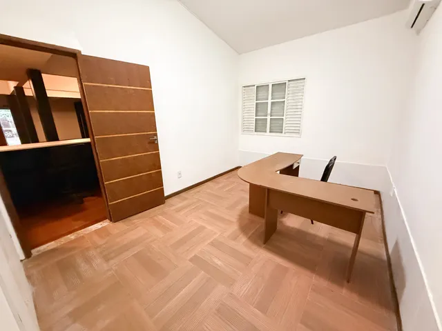 Casa à venda, no bairro Farolândia em Aracaju