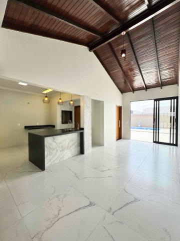 Casa 3 quartos e 2 banheiros, à venda, no bairro Residencial Flamboyants  em Nova Mutum