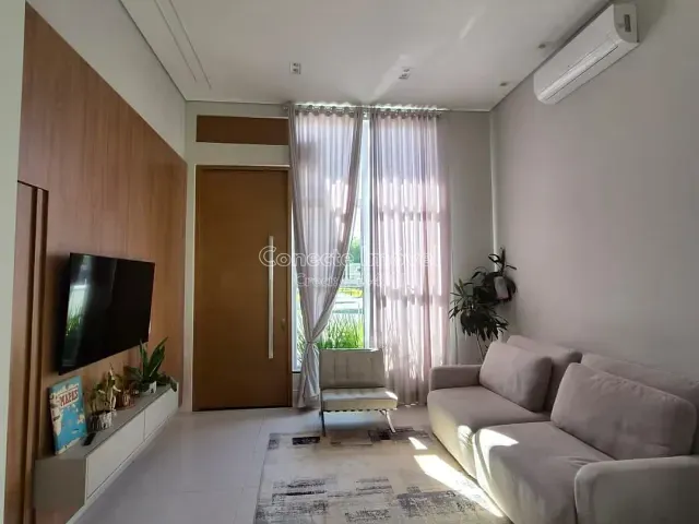 Casa com 360m² 3 quartos e 4 banheiros, à venda, no bairro Residencial Portal do Sol em Holambra