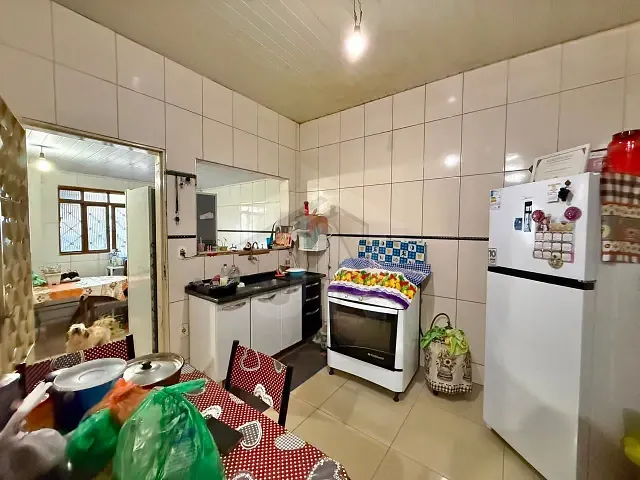 Casa com 200m² 3 quartos e 2 banheiros, à venda, no bairro Jardim Belo Horizonte do Tambury em Sertãozinho