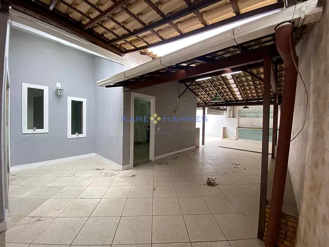 Casa 2 quartos e 2 banheiros, à venda, no bairro Pau Grande (Vila Inhomirim) em Magé