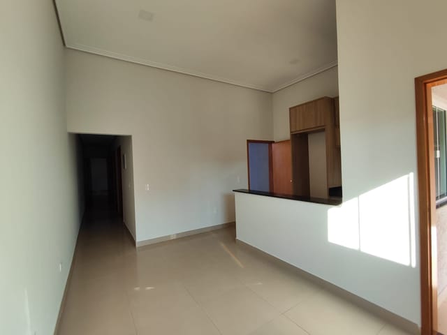 Foto do Casa - OPORTUNIDADE p/ INVESTIDORES- Casa para venda (R$. 400.000,00)  ,  03 quartos (01 suíte) 125 m2, 02 vagas, Residencial José Bastos Almeida, Londrina, PR | Grupo Mitral Imóveis