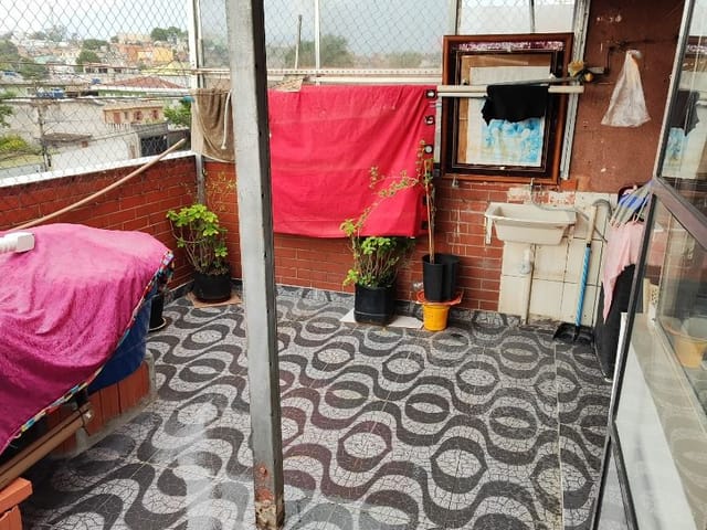 Casa com 200m² 6 quartos e 5 banheiros, à venda, no bairro Jardim Santa Margarida em São Paulo