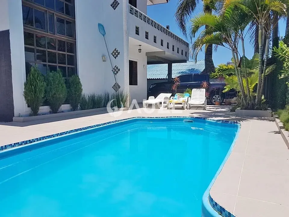 Casa, 3 quartos, 130 m² - Foto 1