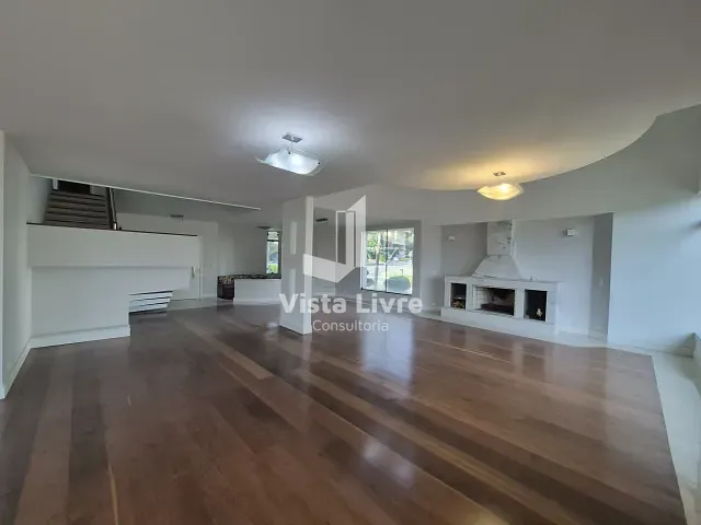 Casa com 538m² 4 quartos e 6 banheiros, à venda, no bairro Alphaville em Santana de Parnaíba