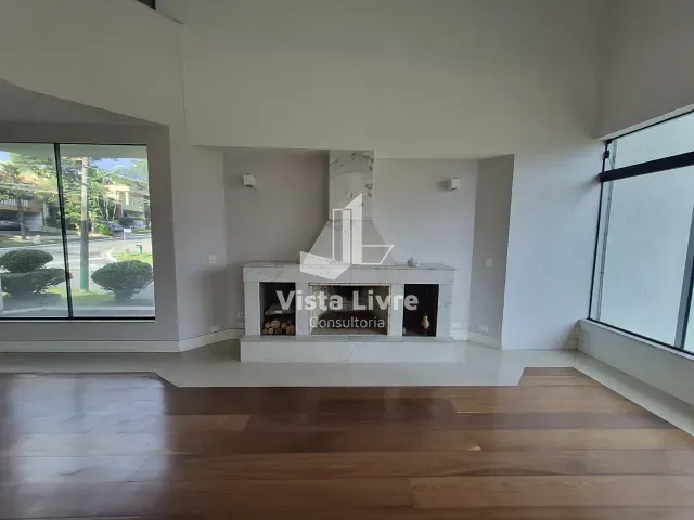 Casa com 538m² 4 quartos e 6 banheiros, à venda, no bairro Alphaville em Santana de Parnaíba