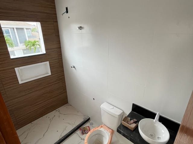 Casa 2 quartos e 3 banheiros, à venda, no bairro Campo Grande em Rio de Janeiro