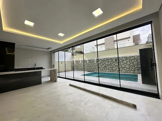 Casa com 345m² 5 quartos e 6 banheiros, à venda, no bairro Esperança em Londrina