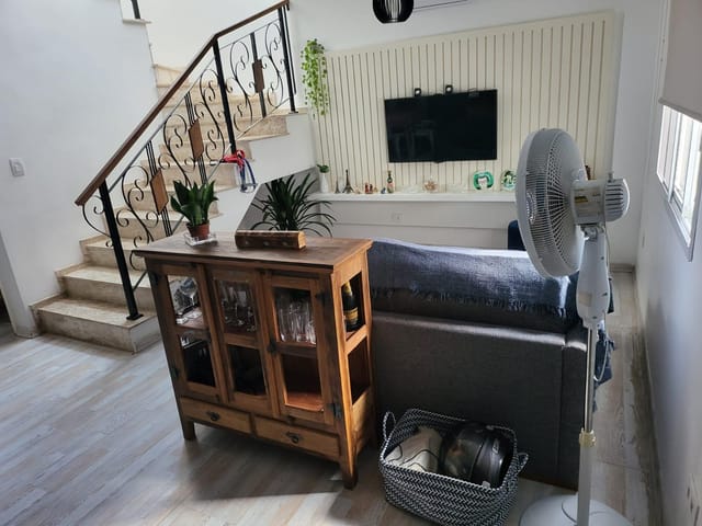 Casa com 119m² 3 quartos e 2 banheiros, à venda, no bairro Vila Areao em Taubaté