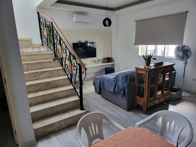 Casa com 119m² 3 quartos e 2 banheiros, à venda, no bairro Vila Areao em Taubaté