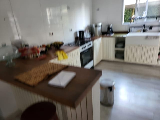 Casa com 119m² 3 quartos e 2 banheiros, à venda, no bairro Vila Areao em Taubaté