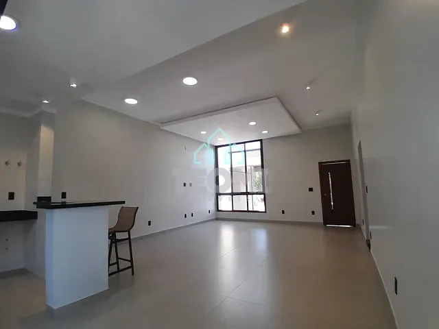 Casa com 253m² 3 quartos e 3 banheiros, à venda, no bairro Vila Nossa Senhora Auxiliadora em Tremembé