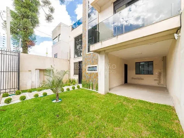 Casa com 155m² 4 quartos e 4 banheiros, à venda, no bairro Hauer em Curitiba