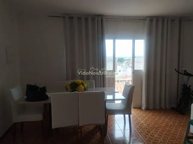 Casa com 320m² 2 quartos e 2 banheiros, à venda, no bairro Jardim Alvinópolis em Atibaia